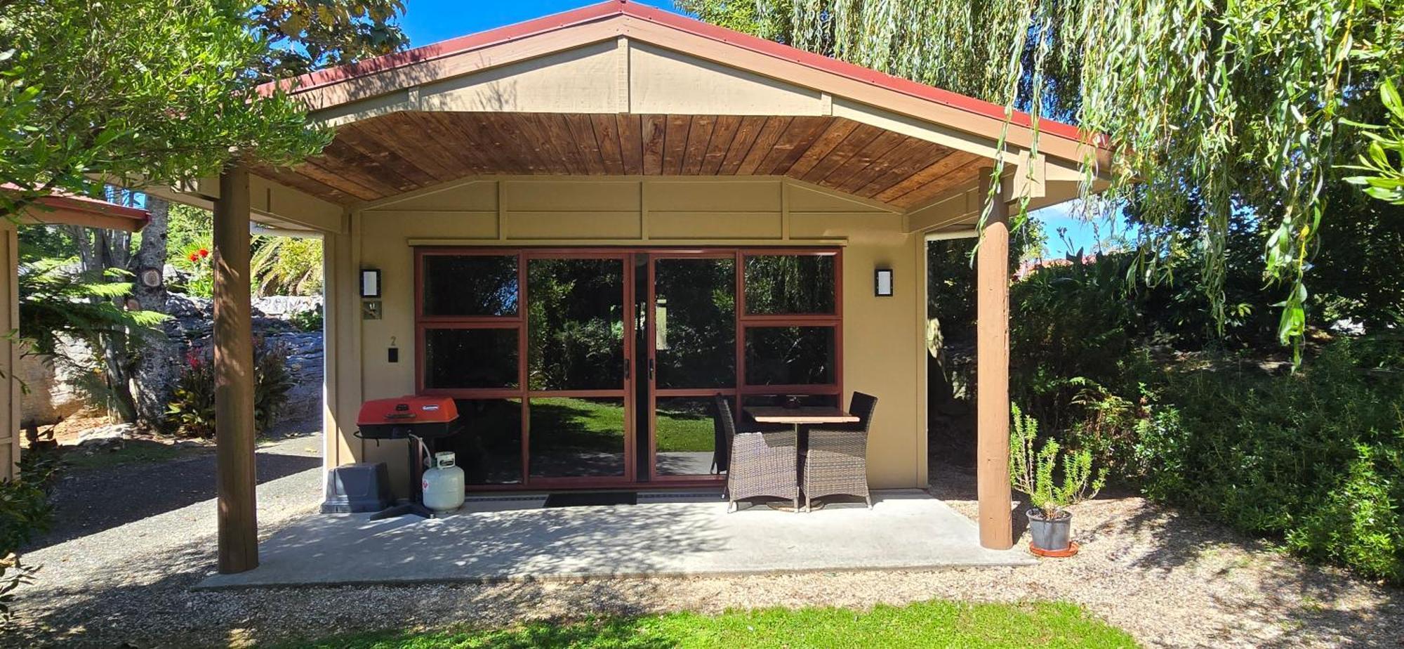 The Rocks Chalets Takaka Exterior photo