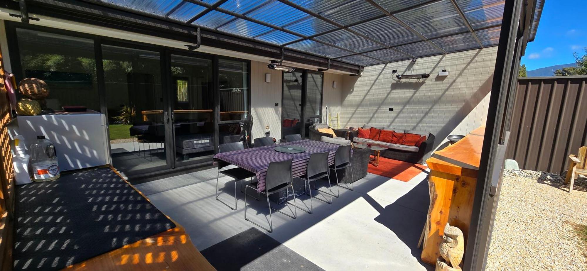 The Rocks Chalets Takaka Exterior photo