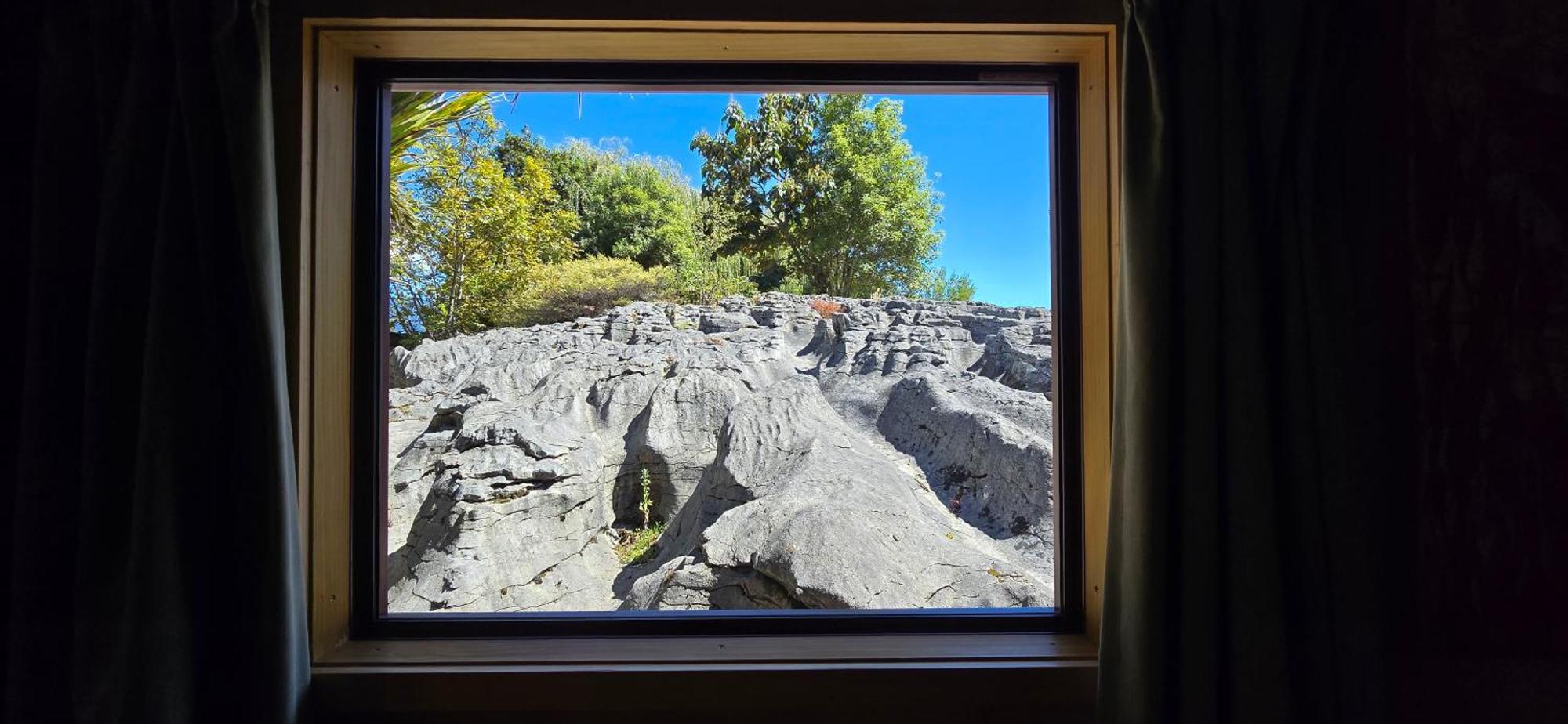 The Rocks Chalets Takaka Exterior photo